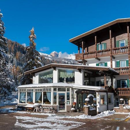 Hotel Al Lago Сорага Екстериор снимка