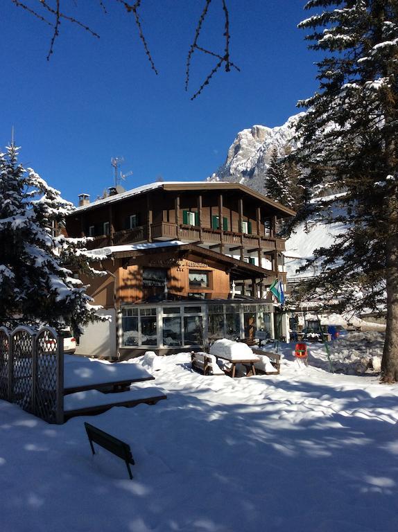 Hotel Al Lago Сорага Екстериор снимка