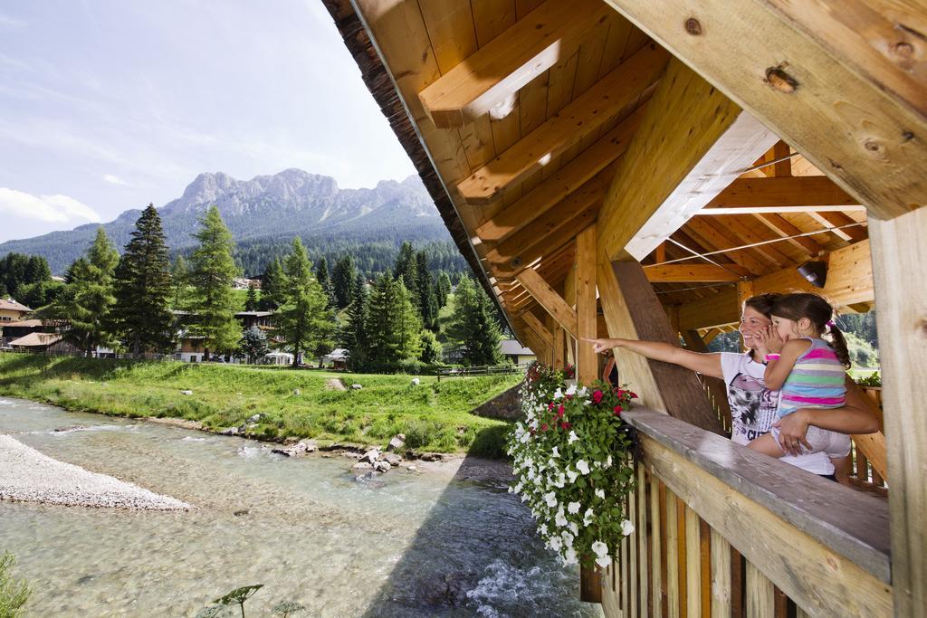 Hotel Al Lago Сорага Екстериор снимка