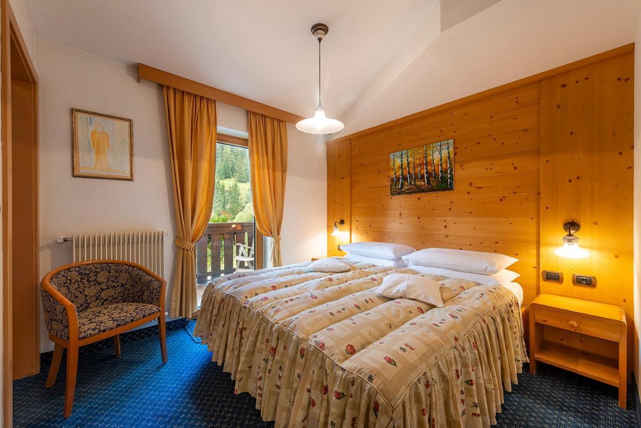 Hotel Al Lago Сорага Екстериор снимка