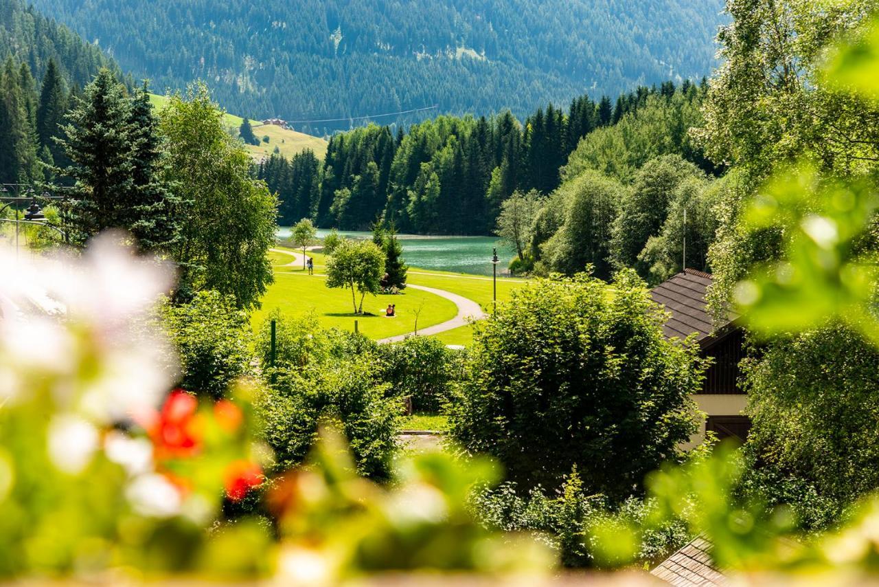 Hotel Al Lago Сорага Екстериор снимка