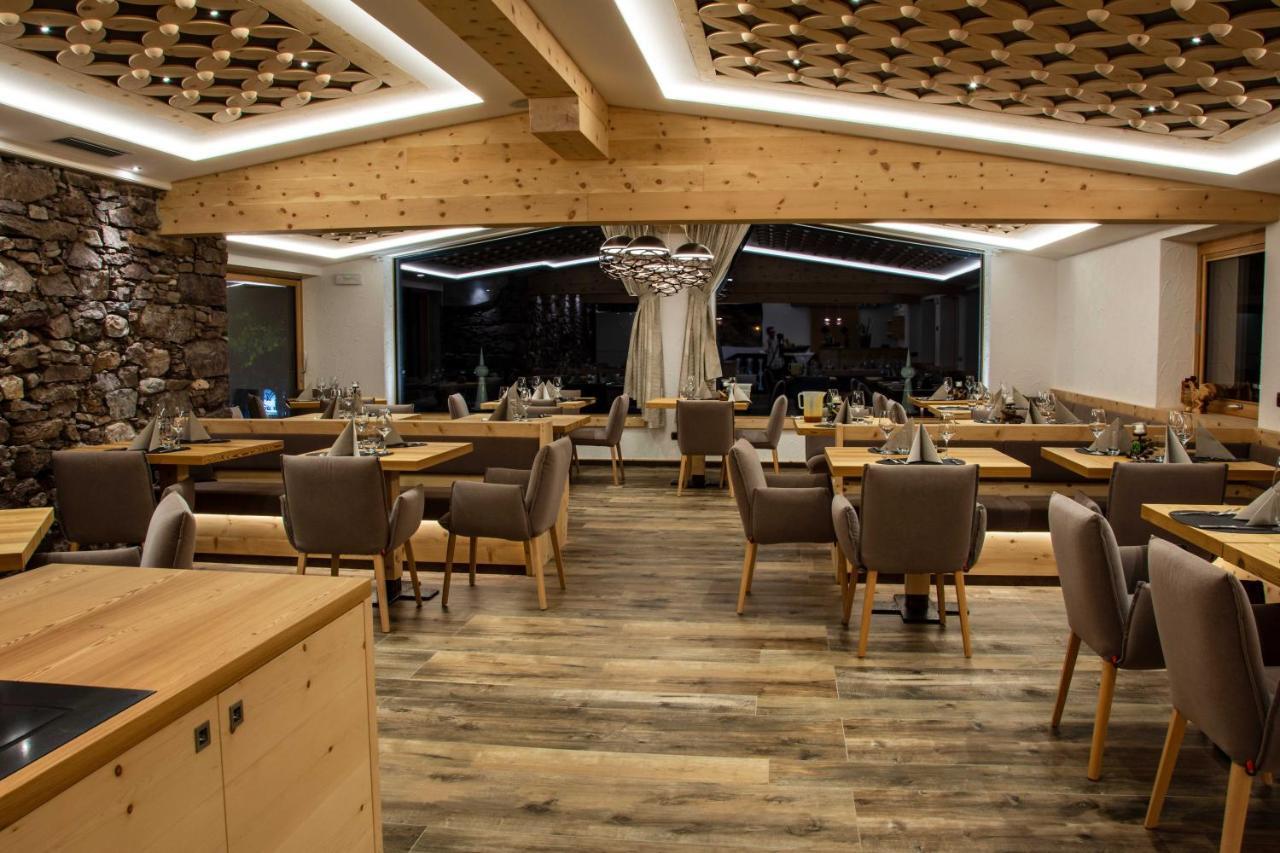 Hotel Al Lago Сорага Екстериор снимка