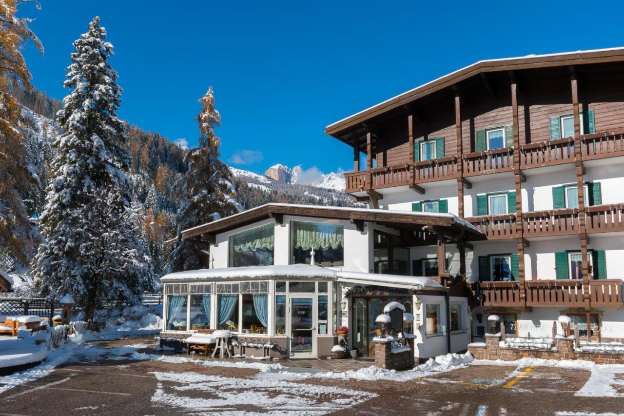 Hotel Al Lago Сорага Екстериор снимка